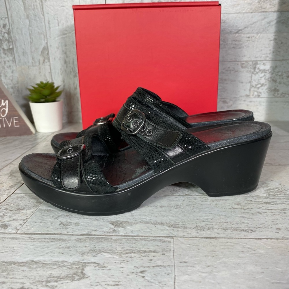 Dansko Black Leather Heels Sandals Double Strap Buckles Size 39‎ / US 8.5/9